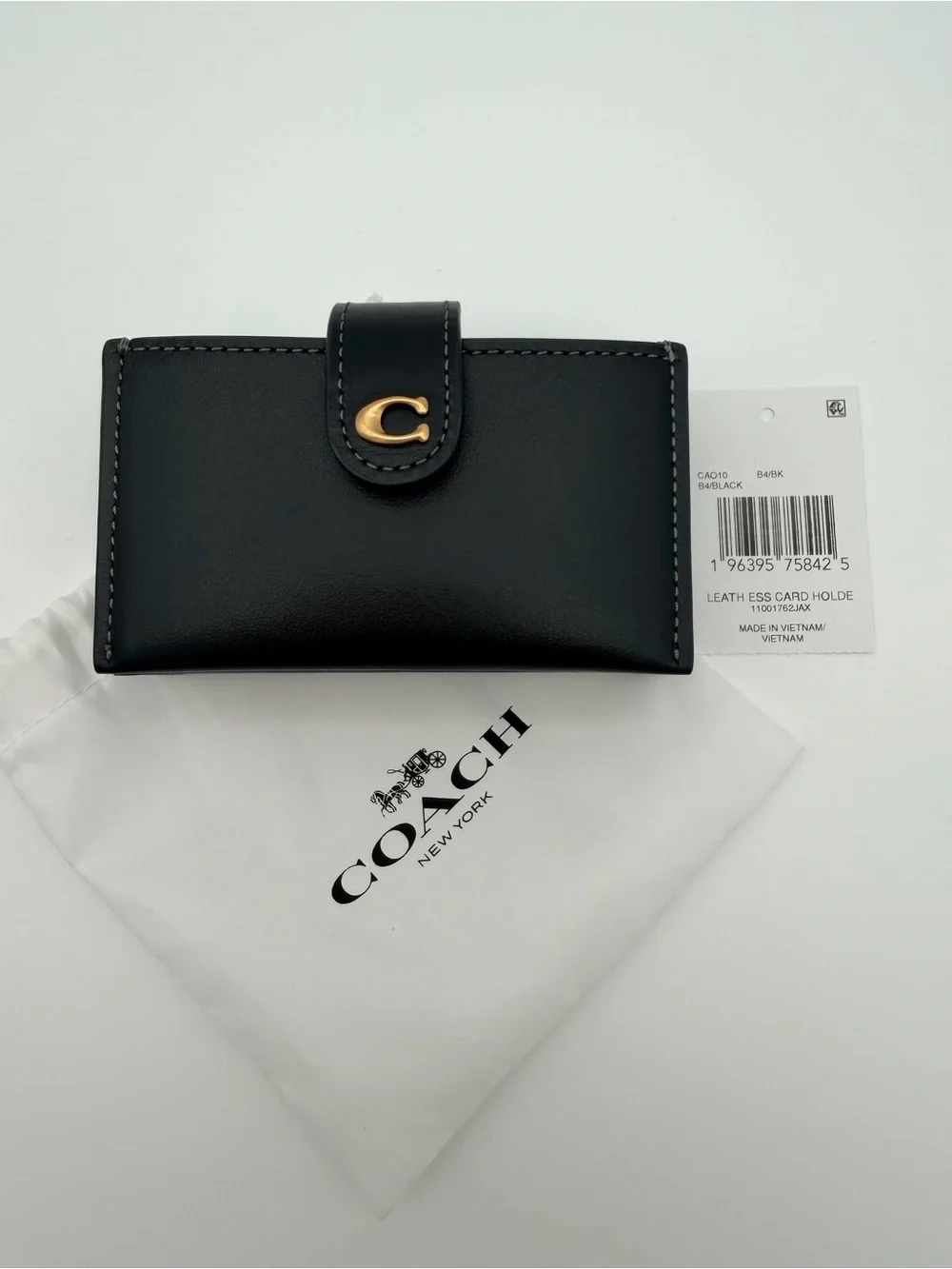Coach Essential Leather Card Holder Gold Hardware Accordion